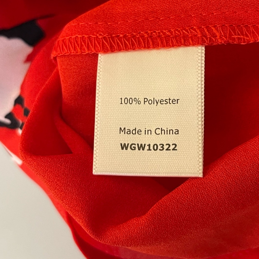 41 HAWTHORN Stitch Fix Red Floral Breyson Pleat Detail Blouse Sz L - Picture 4 of 5
